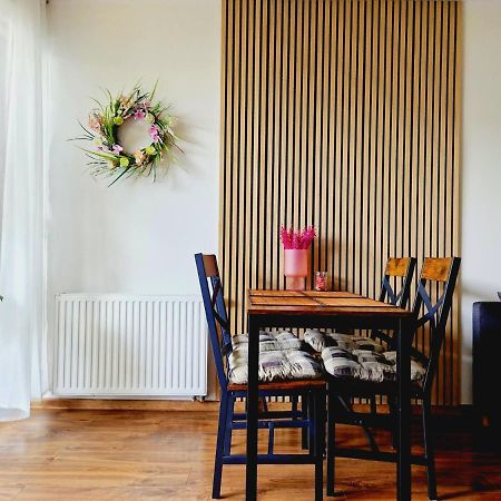 Komfortowy Apartament Dwupokojowy Z Tarasem I Garaz Ustka Exteriér fotografie