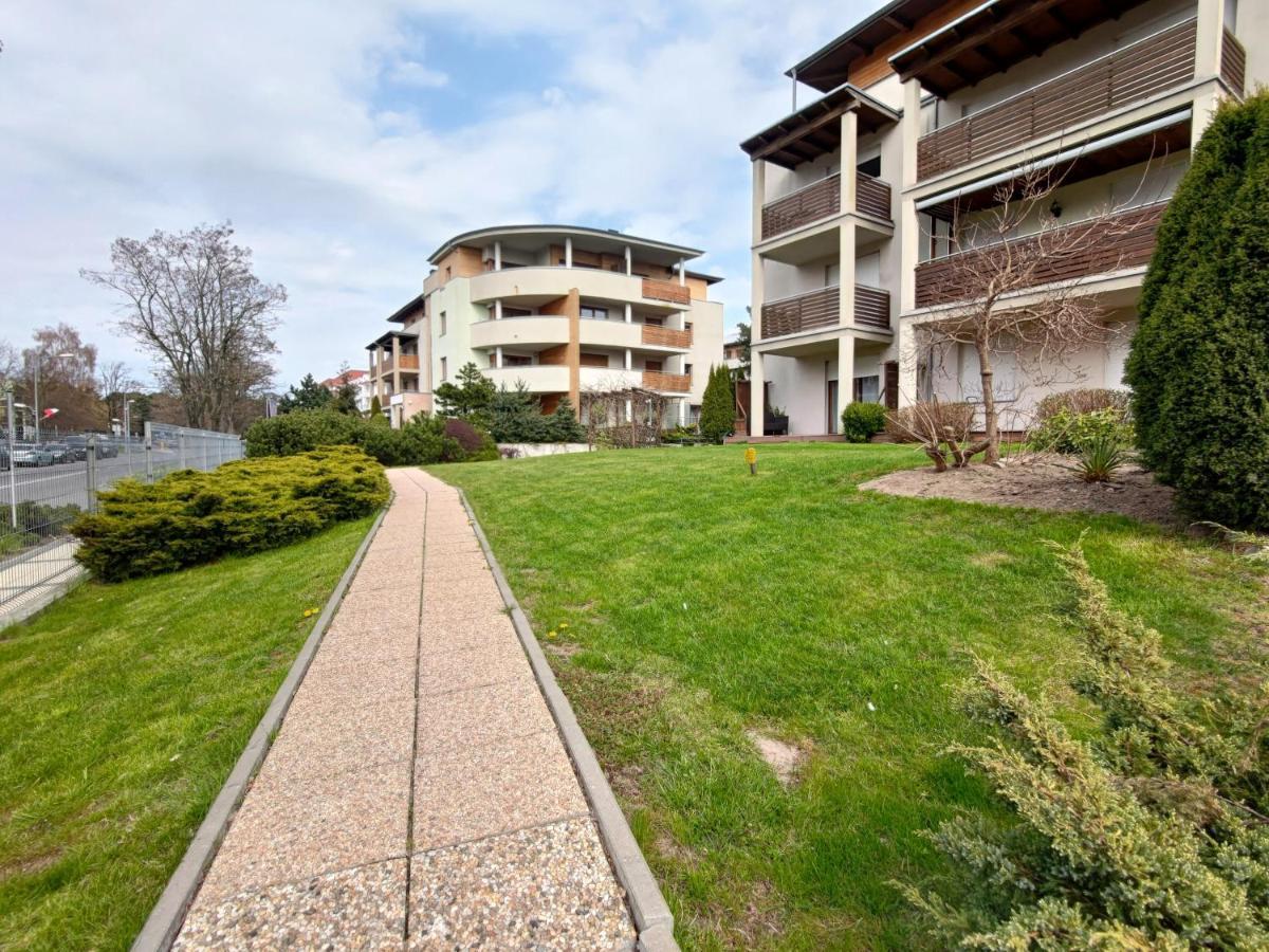 Komfortowy Apartament Dwupokojowy Z Tarasem I Garaz Ustka Exteriér fotografie