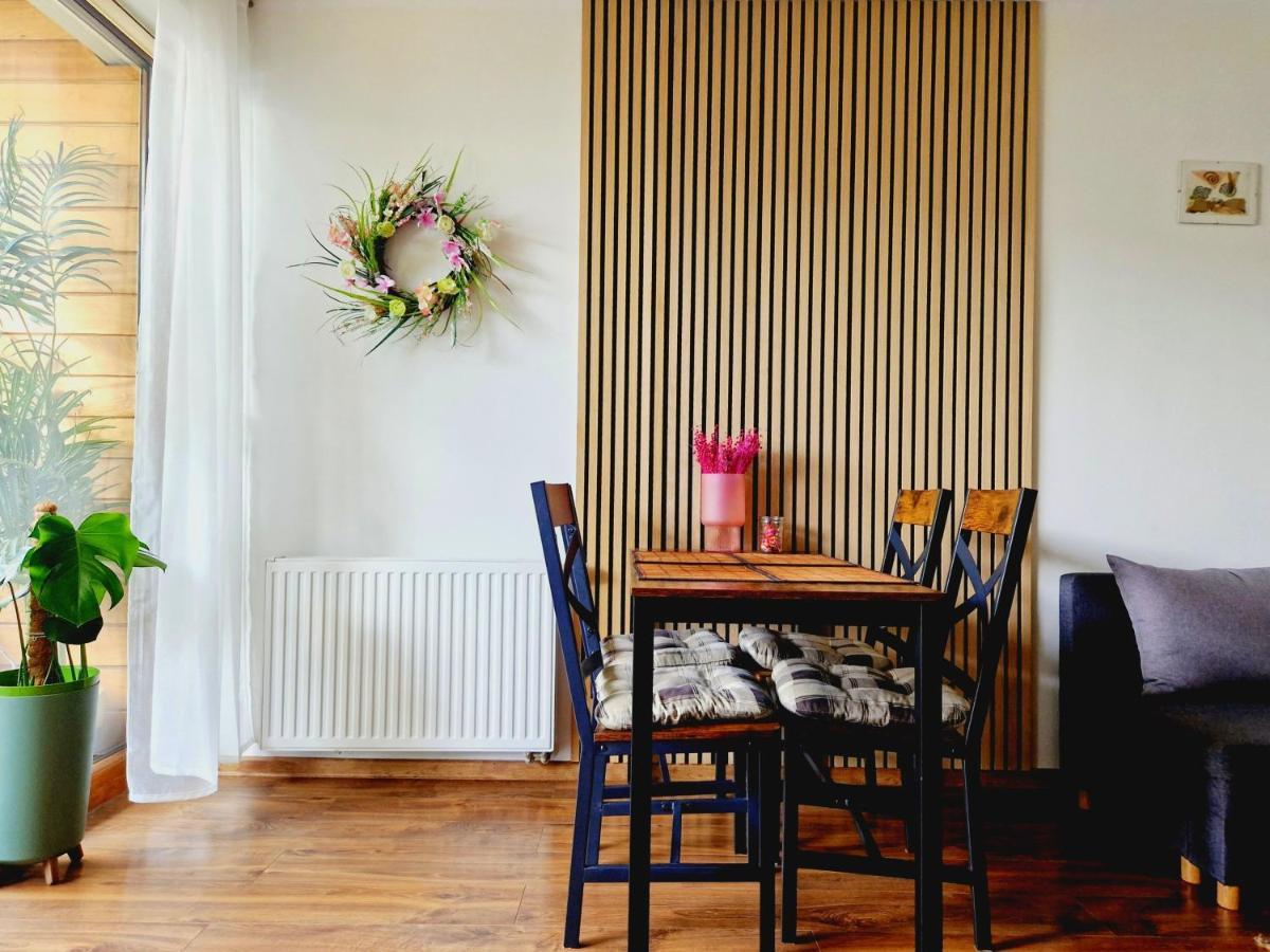Komfortowy Apartament Dwupokojowy Z Tarasem I Garaz Ustka Exteriér fotografie