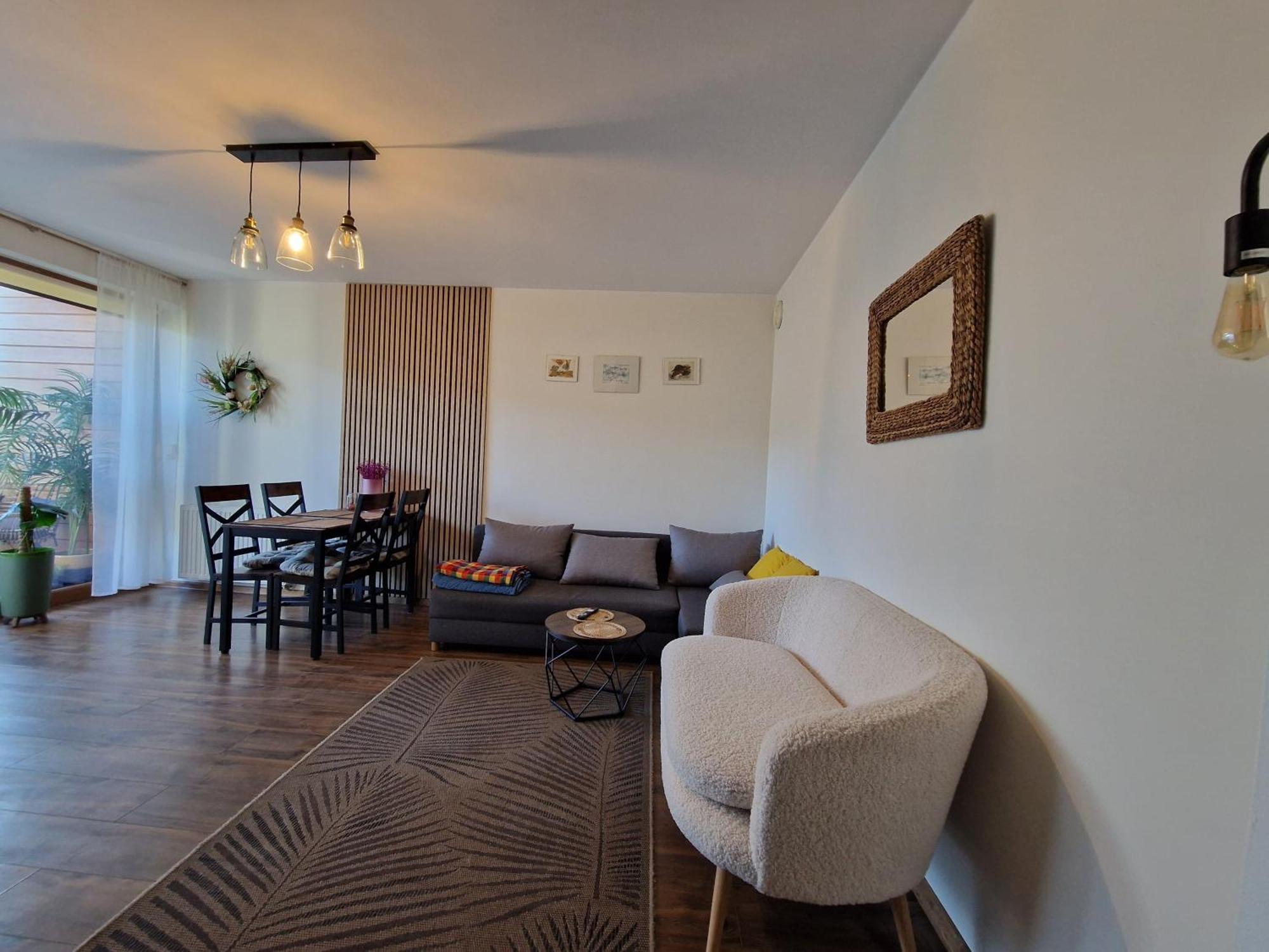 Komfortowy Apartament Dwupokojowy Z Tarasem I Garaz Ustka Exteriér fotografie